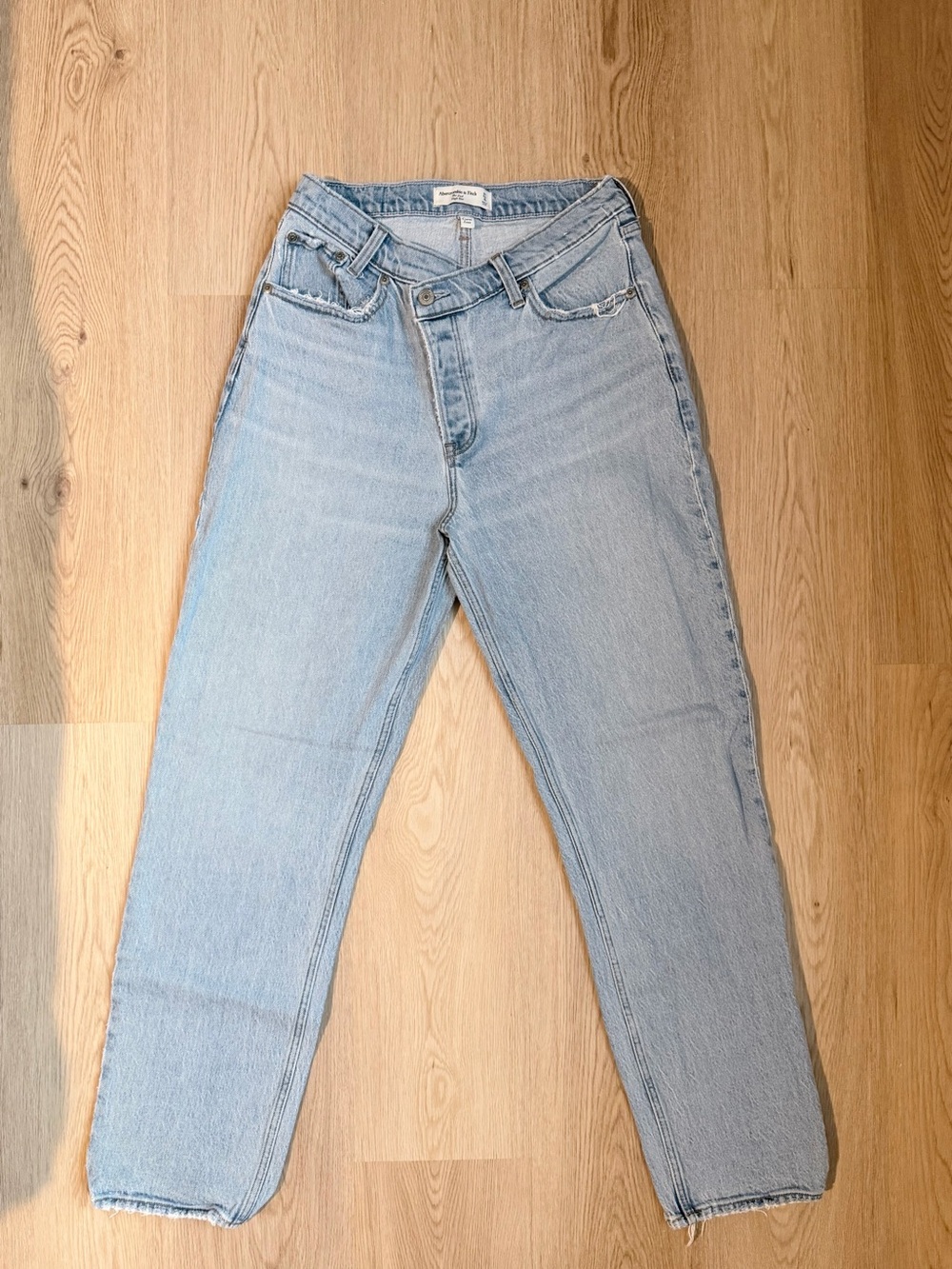 Abercrombie & Fitch Curve Love Light Wash Dad High Rise Jeans